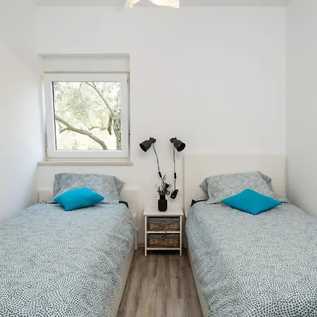Gorgeous In With Wifi Holiday home