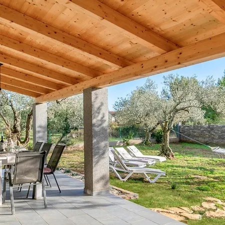 Gorgeous In With Wifi Holiday home *